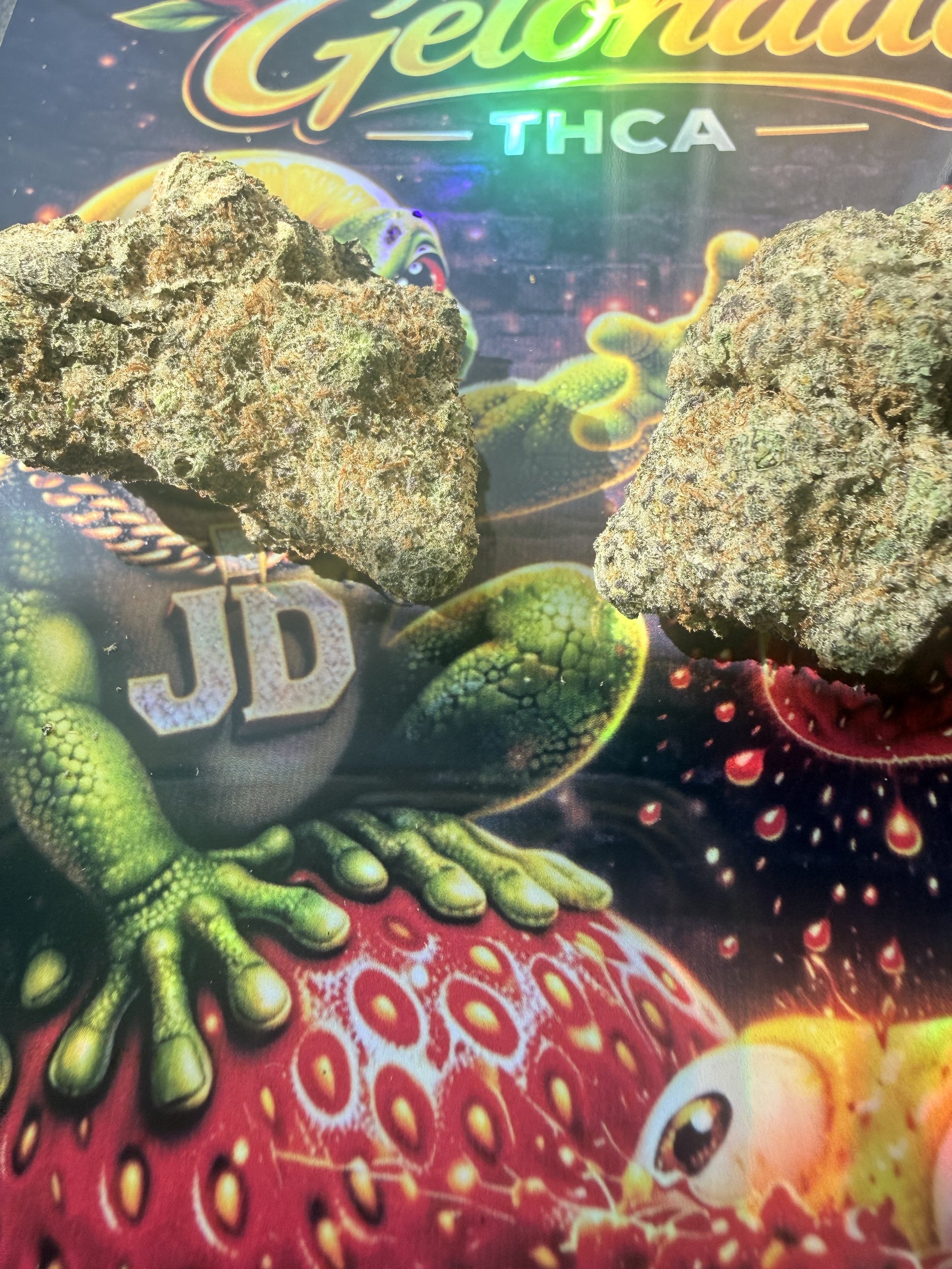 STRAWBERRY X GELONADE THCA PREMIUM AAAA+